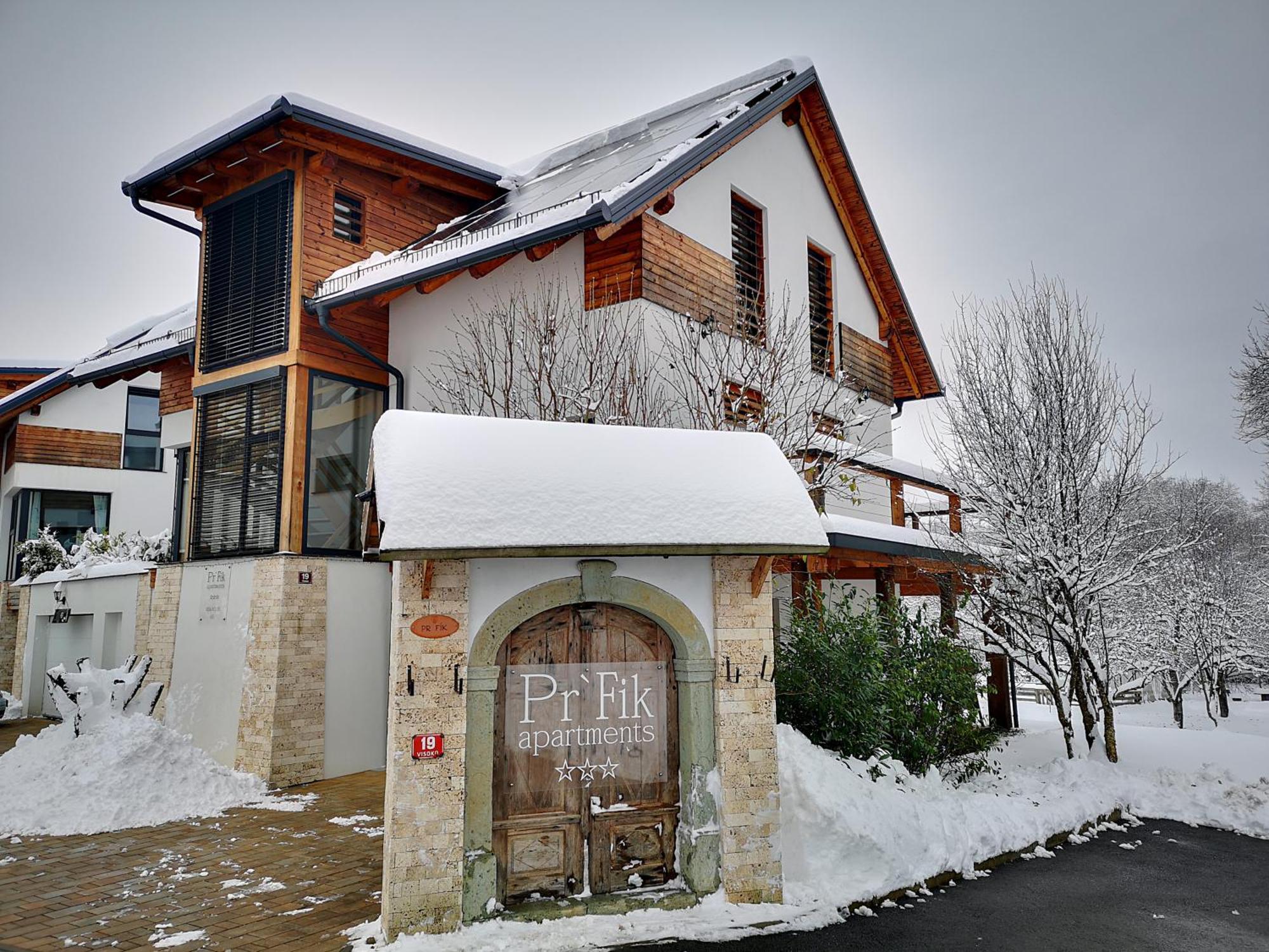 Pr'Fik Apartments Kranj Extérieur photo