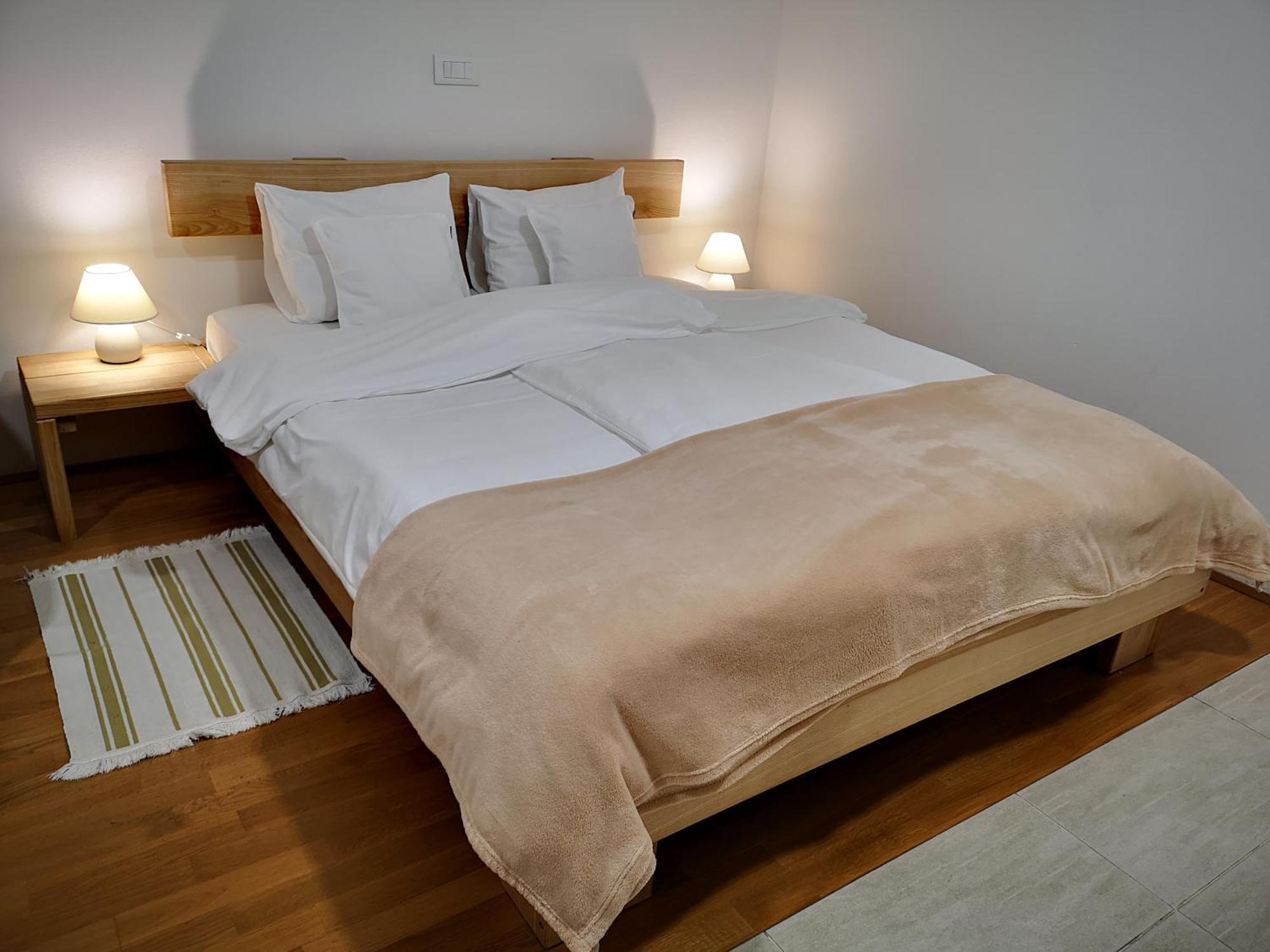Pr'Fik Apartments Kranj Chambre photo