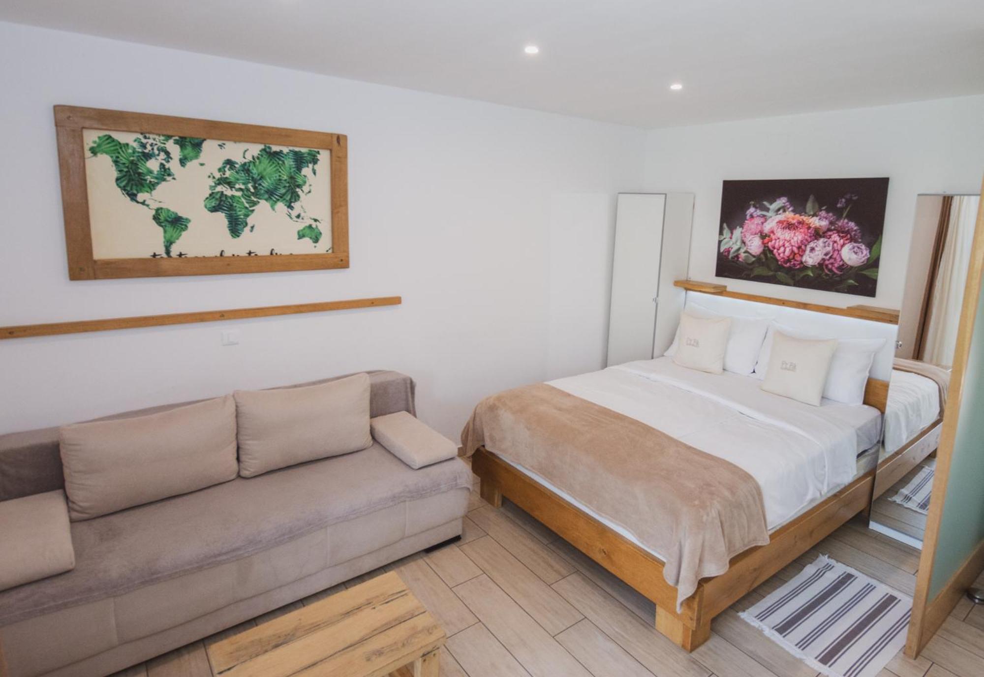 Pr'Fik Apartments Kranj Chambre photo