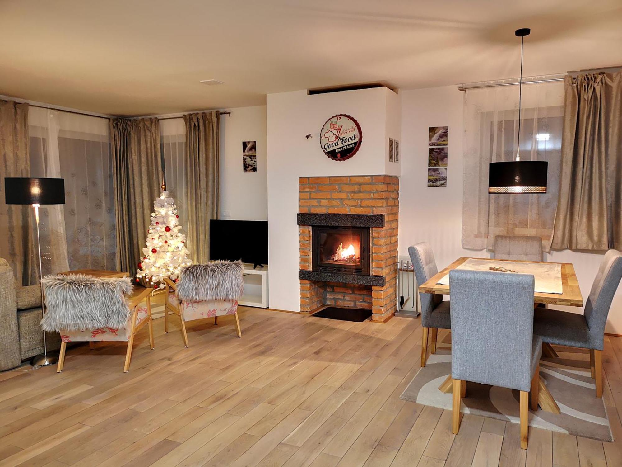 Pr'Fik Apartments Kranj Chambre photo