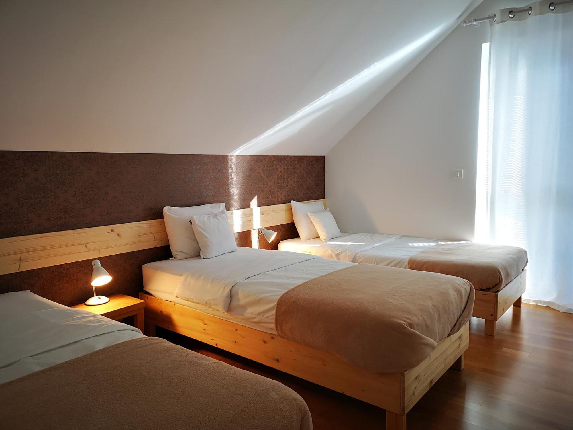 Pr'Fik Apartments Kranj Chambre photo